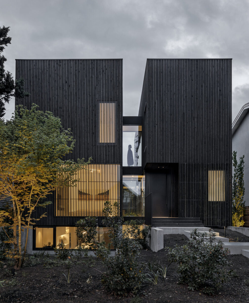 Exterior shot of the front of Full House